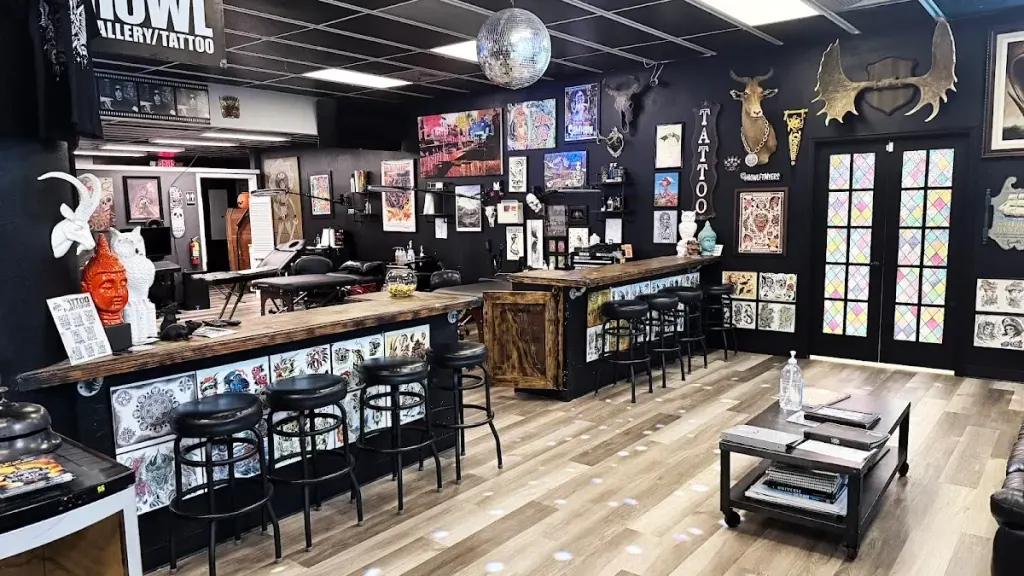 HOWL Tattoo & Piercing — Tattoo shop in Fort Myers